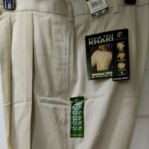 NWT Men's Farah khaki pants